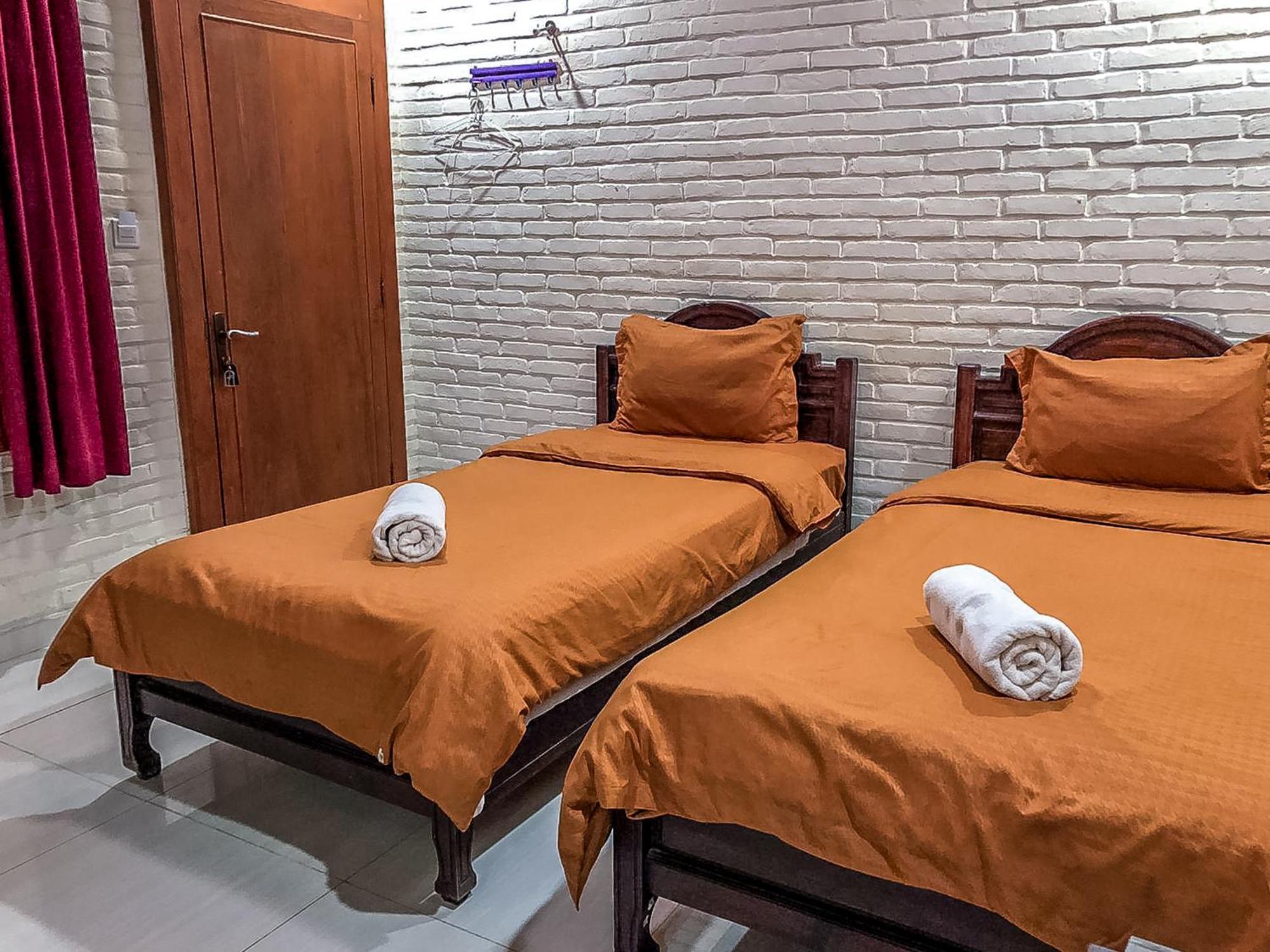 Arys Garden Hotel Yogyakarta Γιογκιακάρτα Εξωτερικό φωτογραφία