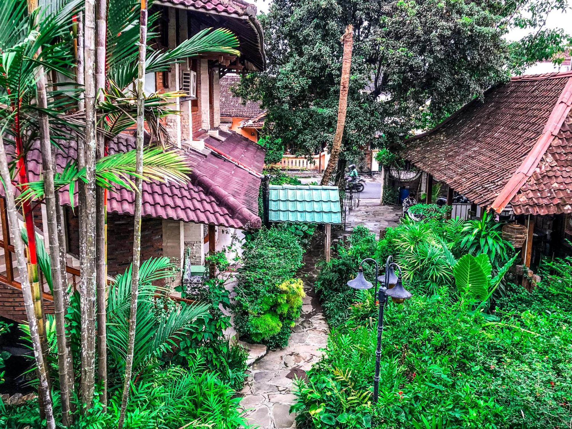 Arys Garden Hotel Yogyakarta Γιογκιακάρτα Εξωτερικό φωτογραφία