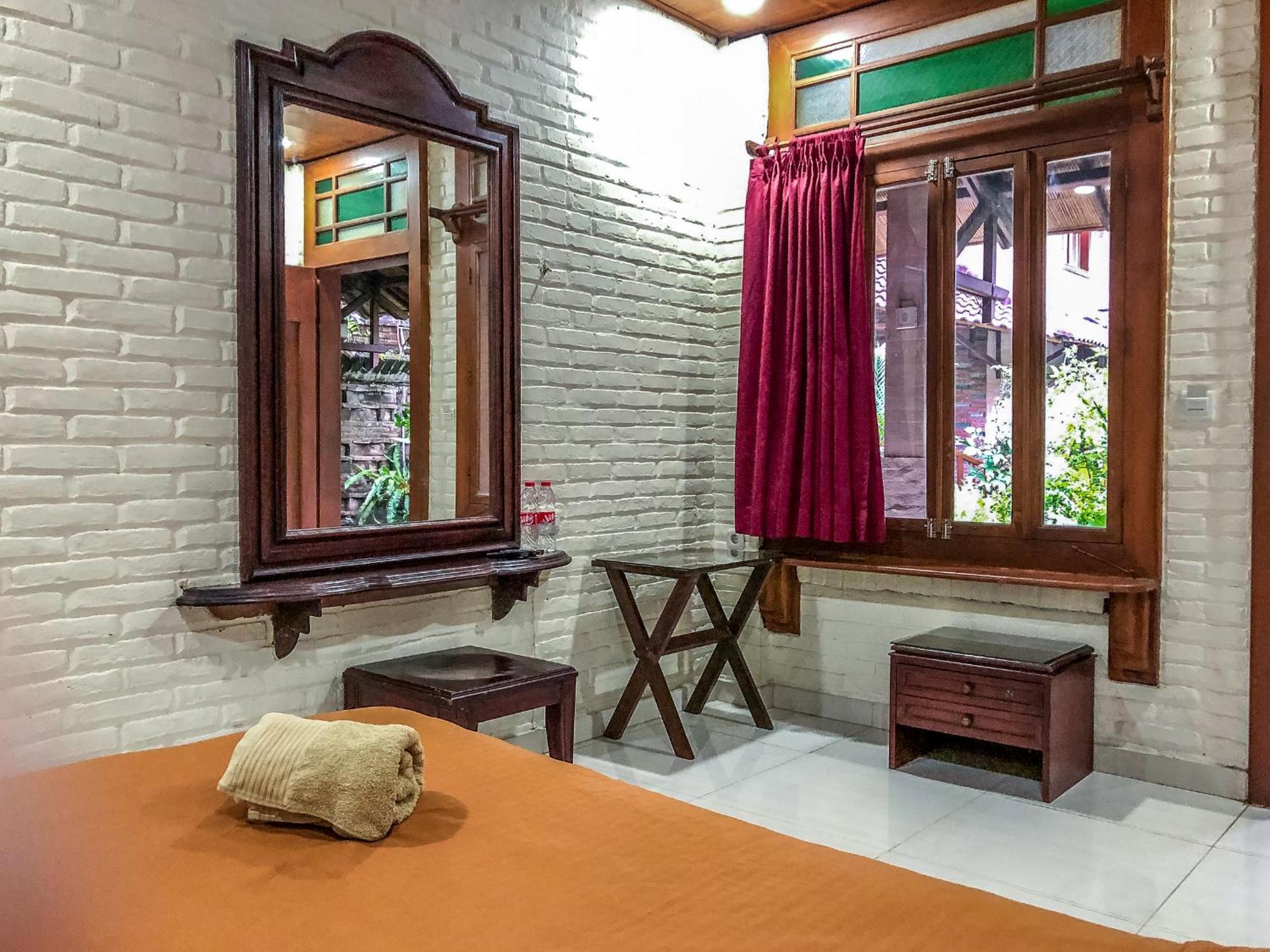 Arys Garden Hotel Yogyakarta Γιογκιακάρτα Εξωτερικό φωτογραφία
