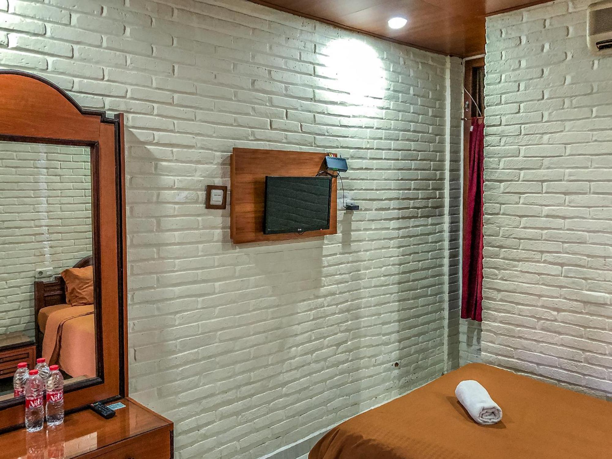 Arys Garden Hotel Yogyakarta Γιογκιακάρτα Εξωτερικό φωτογραφία