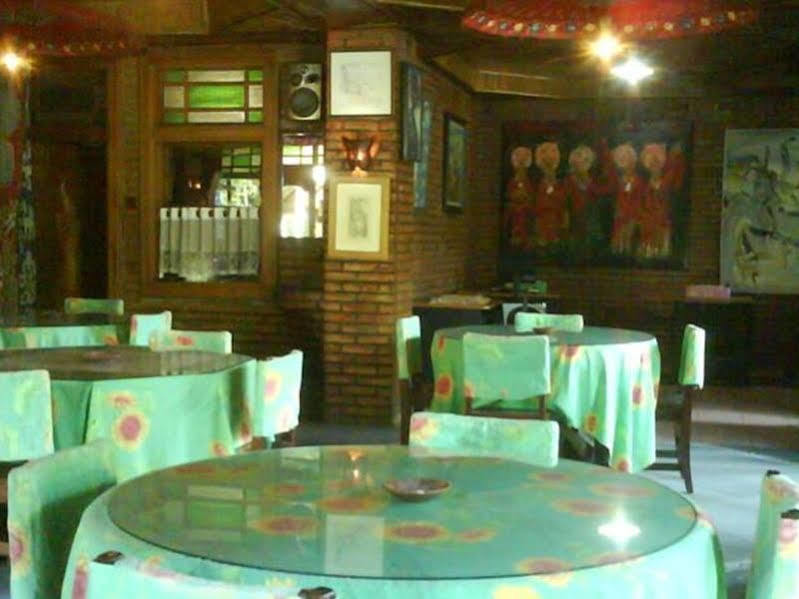 Arys Garden Hotel Yogyakarta Γιογκιακάρτα Εξωτερικό φωτογραφία